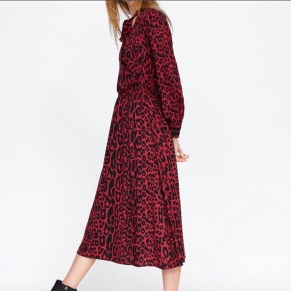 Zara Womens Red Leopard Print Midi Dress Tie Neck Long Sleeves size Medium - Picture 2 of 16